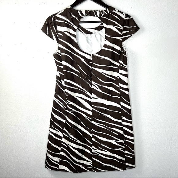 KATE SPADE Dorothy Brown Cream Zebra Print Dress Cutout Back Mini Shift Size 2 - Picture 6 of 13